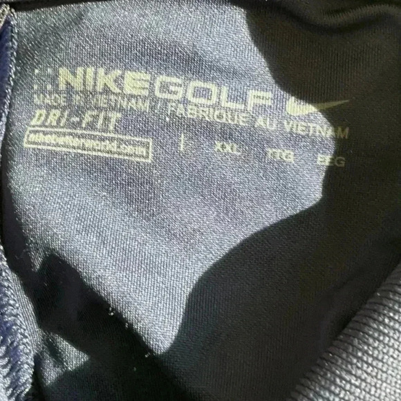 NWT  Nike Golf Shirt in Size XXL - Picture 4 of 6